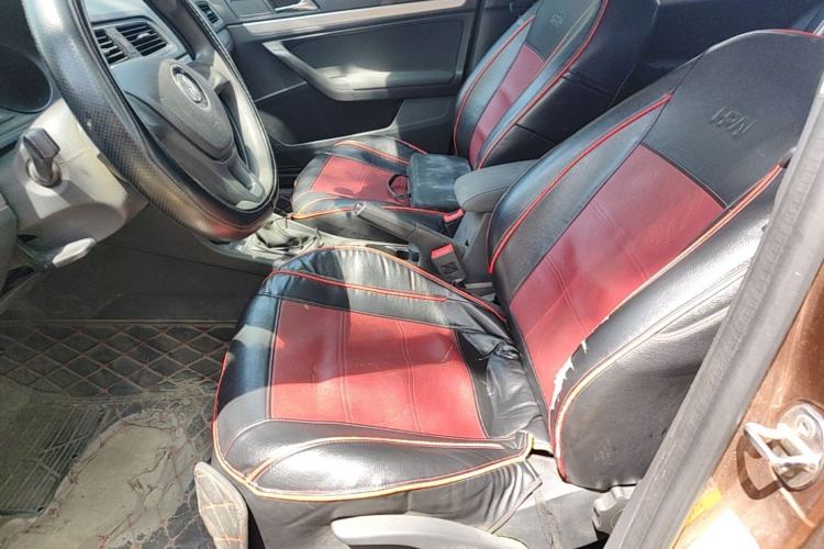 Used Volkswagen Gran Lavida 2015 1.6L Automatic Fashion Edition Left Front Seat