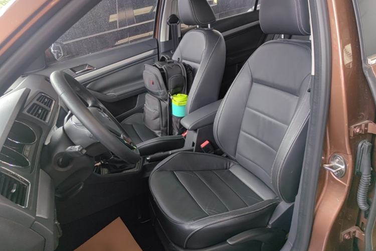 Used Volkswagen Gran Lavida 2015 1.6L Automatic Comfort Edition Left Front Seat