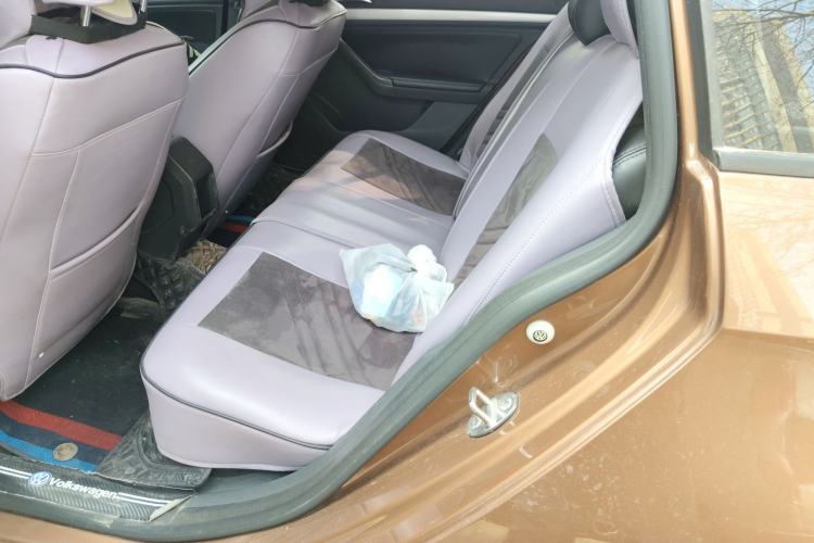 Used Volkswagen Gran Lavida 2015 1.6L Manual Fashion Edition Left Rear Seat