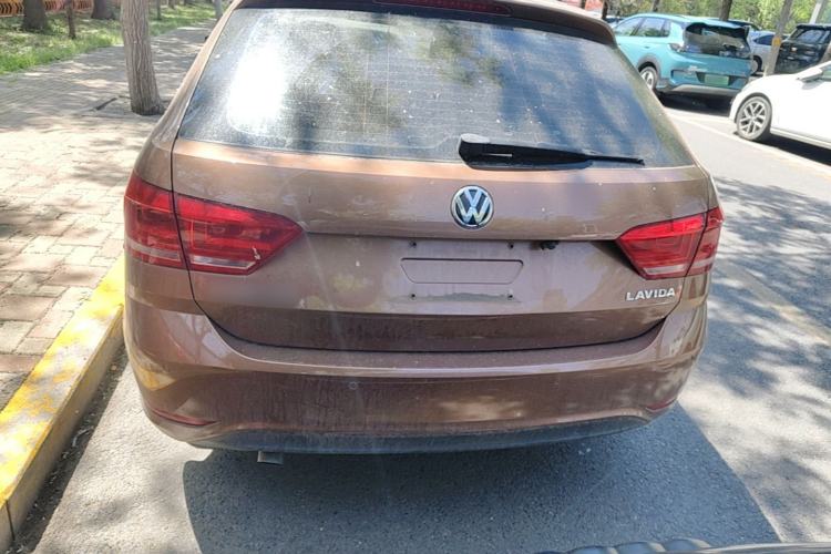 Used Volkswagen Gran Lavida 2015 1.6L Automatic Fashion Edition Rear
