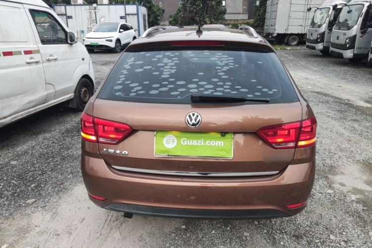 Used Volkswagen Gran Lavida 2015 1.6L Automatic Comfort Edition Rear