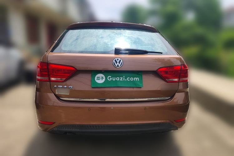 Used Volkswagen Gran Lavida 2015 1.6L Automatic Comfort Edition Rear