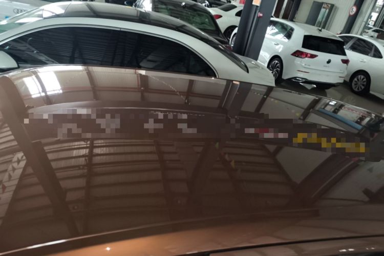 Used Volkswagen Gran Lavida 2015 1.6L Automatic Fashion Edition Roof