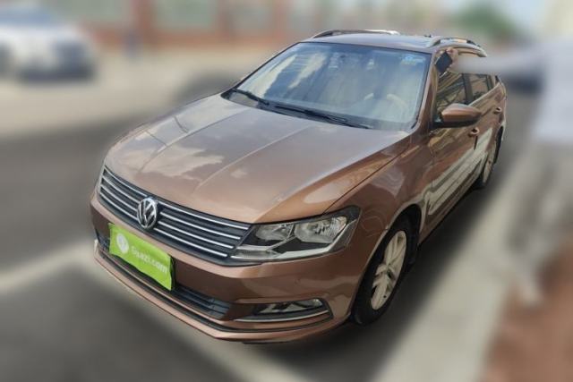 Used Volkswagen Gran Lavida 2015 1.6L Manual Comfort Edition