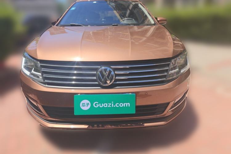 Used Volkswagen Gran Lavida 2015 1.6L Automatic Comfort Edition Front