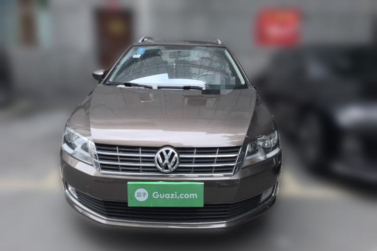 Used Volkswagen Gran Lavida 2015 1.6L Automatic Comfort Edition Front