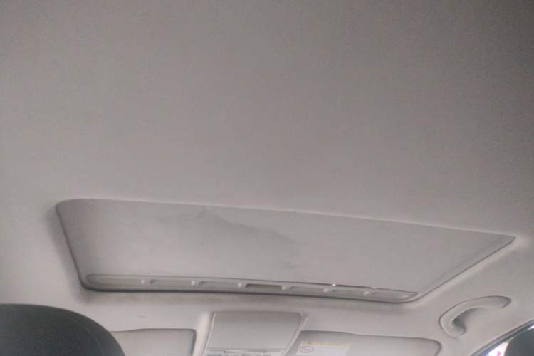Used Volkswagen Gran Lavida 2015 230TSI DSG Comfort Edition Headliner