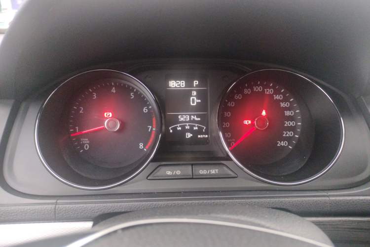 Used Volkswagen Gran Lavida 2015 230TSI DSG Comfort Edition Instrument Cluster
