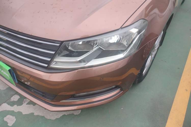 Used Volkswagen Gran Lavida 2015 230TSI DSG Comfort Edition Left Front Headlight