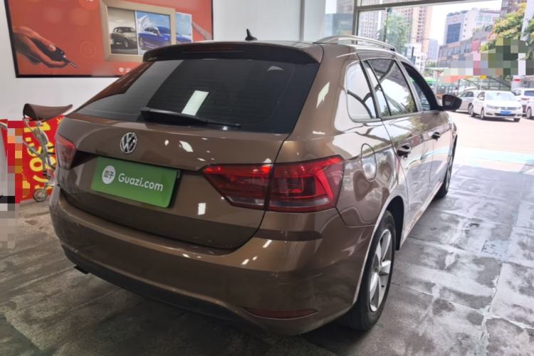 Used Volkswagen Gran Lavida 2015 1.6L Automatic Fashion Edition Rear Right 45 Deg