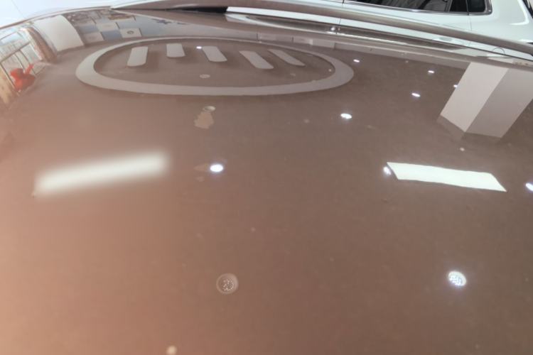 Used Volkswagen Gran Lavida 2015 1.6L Automatic Fashion Edition Roof