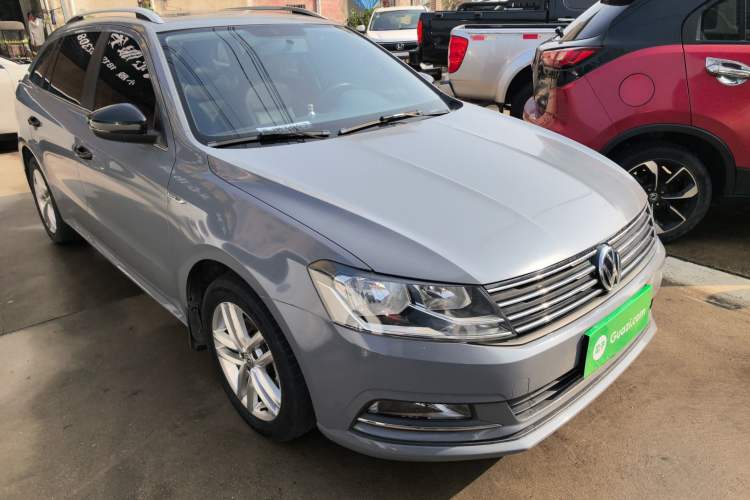 Used Volkswagen Gran Lavida 2015 1.6L Automatic Comfort Edition Exterior 2