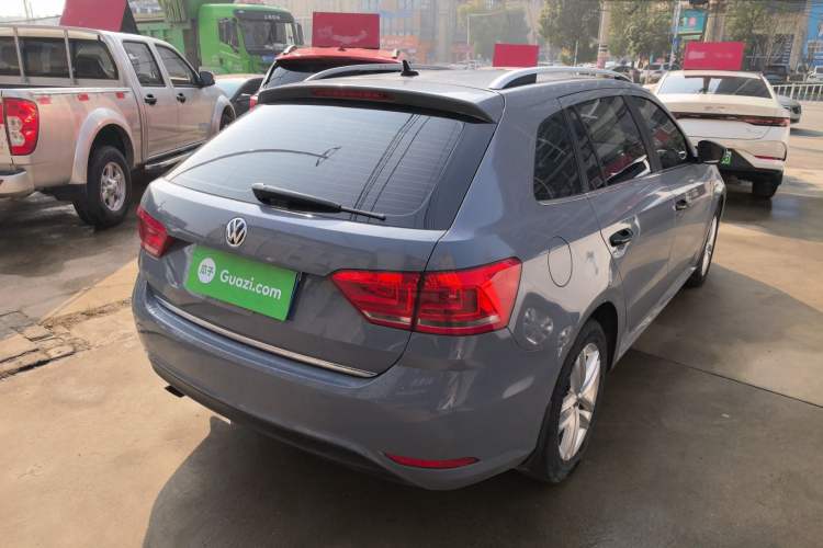 Used Volkswagen Gran Lavida 2015 1.6L Automatic Comfort Edition Exterior 5
