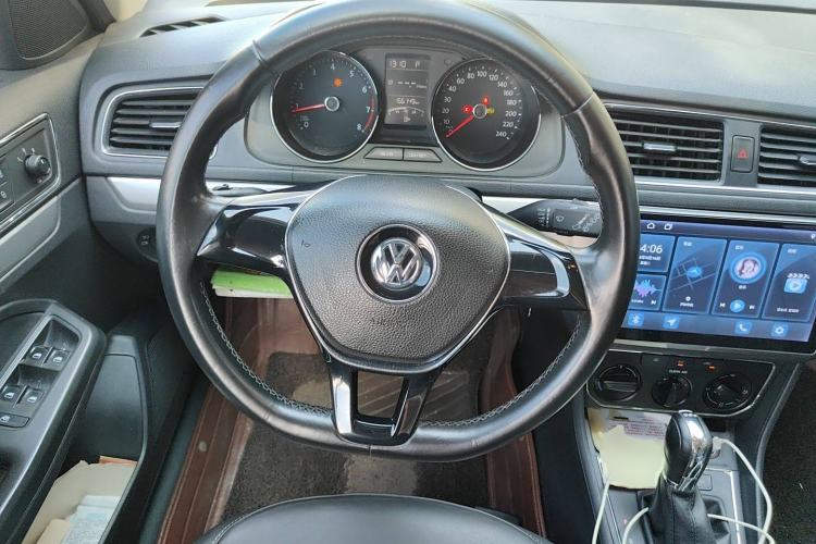 Used Volkswagen Gran Lavida 2015 230TSI DSG Comfort Edition Steering Wheel