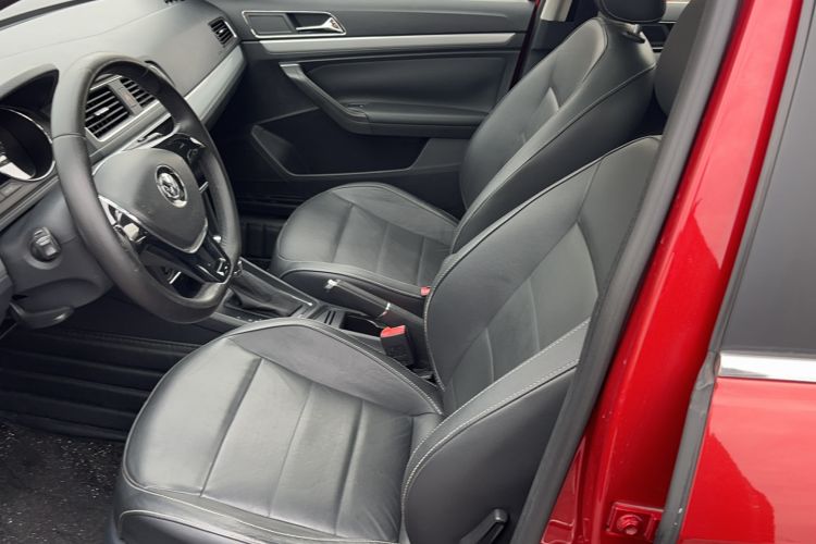 Used Volkswagen Gran Lavida 2015 1.6L Automatic Comfort Edition Left Front Seat