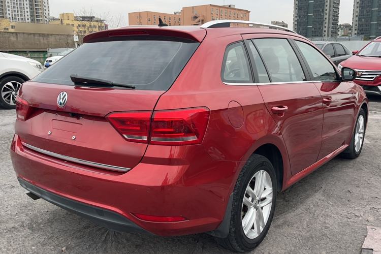 Used Volkswagen Gran Lavida 2015 1.6L Automatic Comfort Edition Rear Right 45 Deg