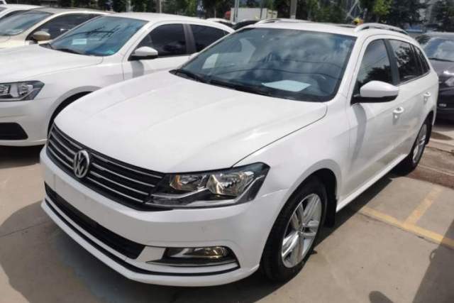 Used Volkswagen Gran Lavida 2015 1.6L Manual Comfort Edition