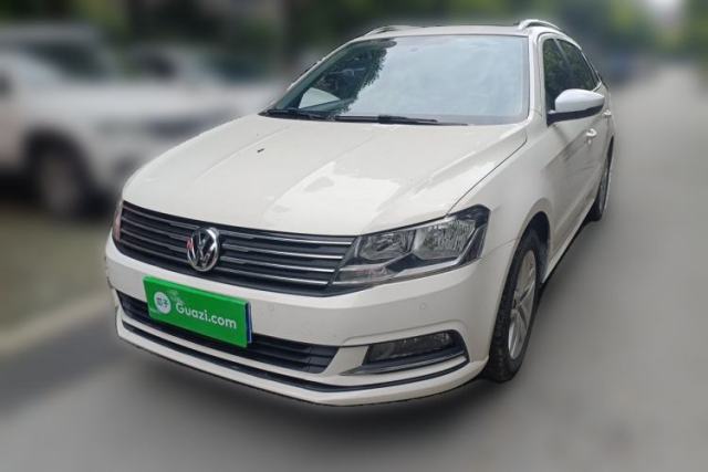 Used Volkswagen Gran Lavida 2015 1.6L Manual Comfort Edition