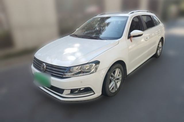 Used Volkswagen Gran Lavida 2015 1.6L Manual Comfort Edition