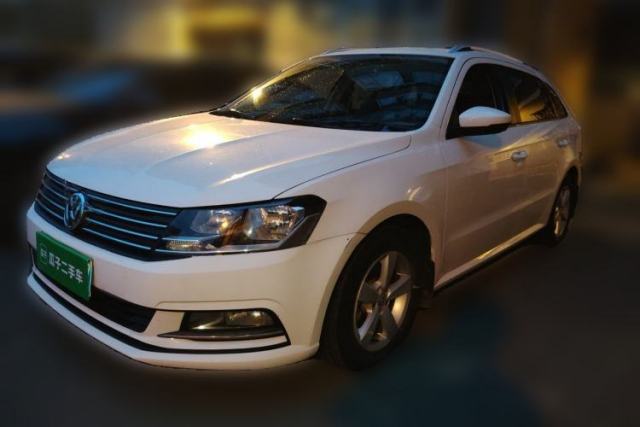 Used Volkswagen Gran Lavida 2015 1.6L Automatic Fashion Edition