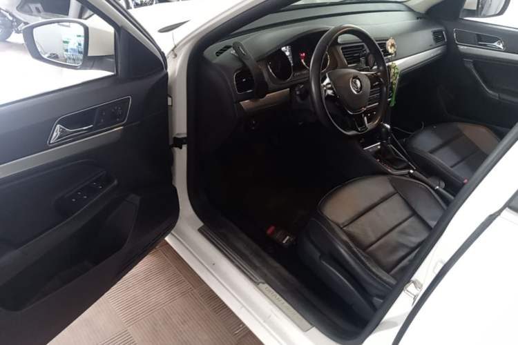 Used Volkswagen Gran Lavida 2015 230TSI DSG Comfort Edition Driver Seat