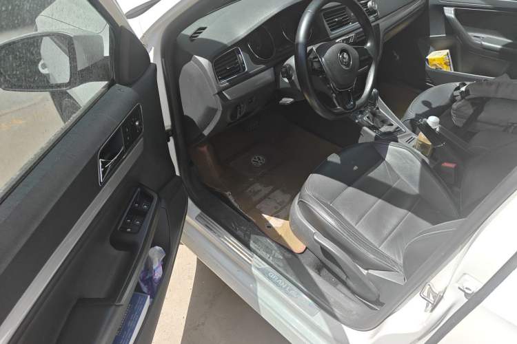 Used Volkswagen Gran Lavida 2015 230TSI DSG Comfort Edition Driver Seat