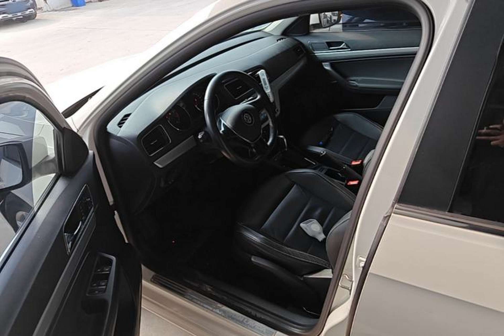 Used Volkswagen Gran Lavida 2015 230TSI DSG Comfort Edition Driver Seat
