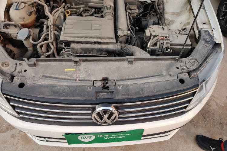 Used Volkswagen Gran Lavida 2015 230TSI DSG Comfort Edition Engine Bay