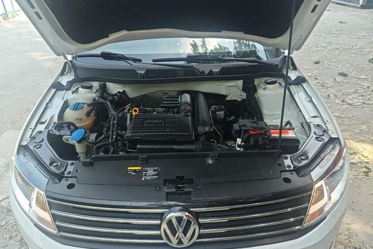 Used Volkswagen Gran Lavida 2015 230TSI DSG Comfort Edition Engine Bay