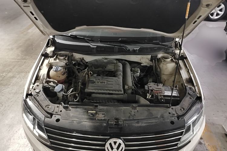 Used Volkswagen Gran Lavida 2015 230TSI DSG Comfort Edition Engine Bay