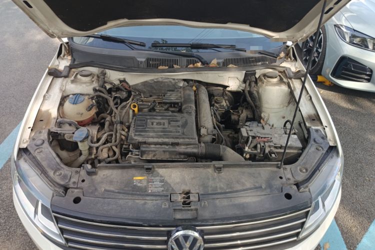 Used Volkswagen Gran Lavida 2015 230TSI DSG Comfort Edition Engine Bay