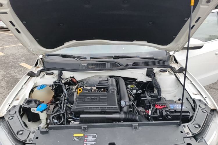 Used Volkswagen Gran Lavida 2015 230TSI DSG Comfort Edition Engine Bay