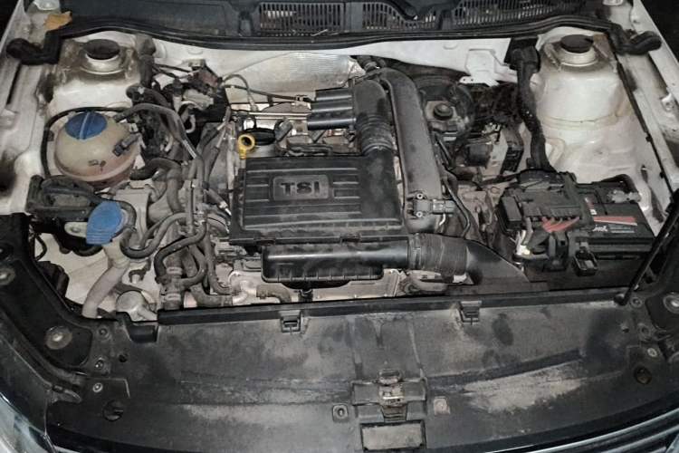 Used Volkswagen Gran Lavida 2015 230TSI DSG Comfort Edition Engine Bay