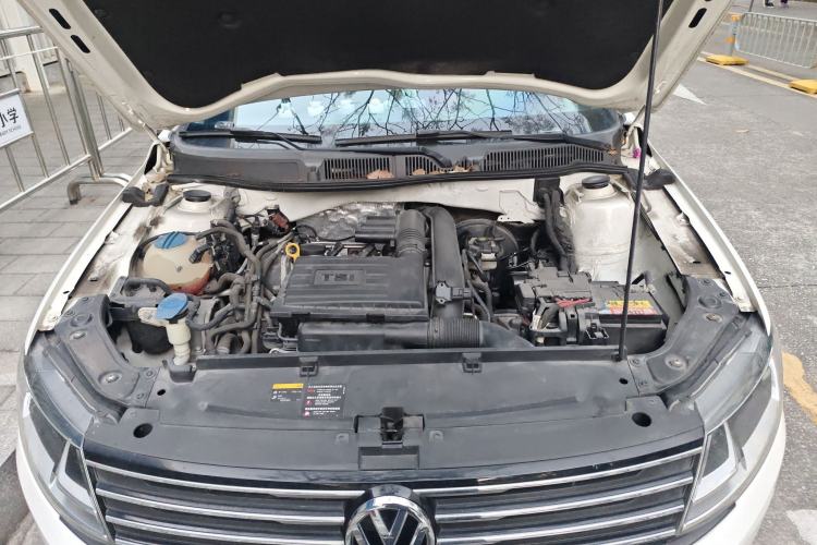 Used Volkswagen Gran Lavida 2015 230TSI DSG Comfort Edition Engine Bay