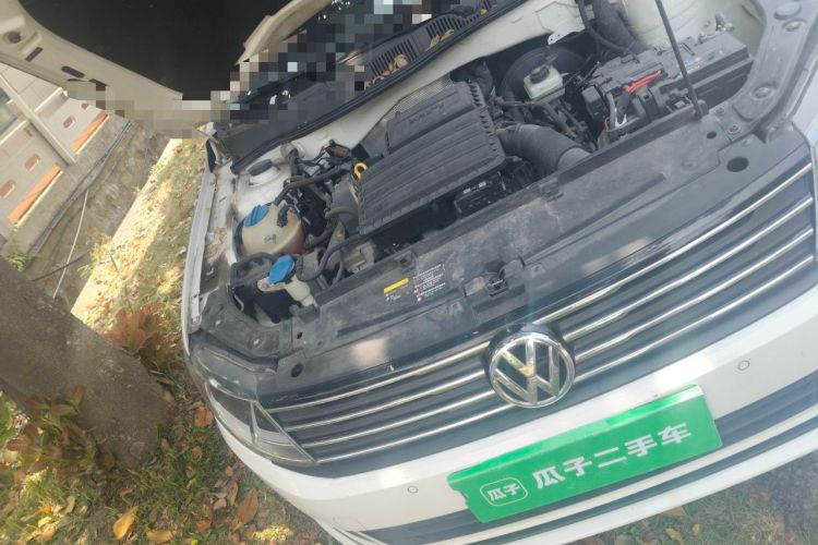 Used Volkswagen Gran Lavida 2015 1.6L Automatic Comfort Edition Engine Bay Right