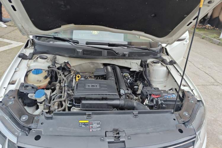 Used Volkswagen Gran Lavida 2015 230TSI DSG Comfort Edition Engine Bay