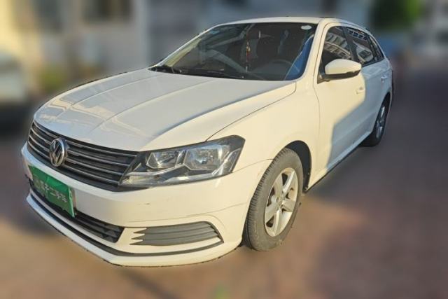 Used Volkswagen Gran Lavida 2015 1.6L Automatic Fashion Edition