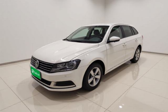 Volkswagen Gran Lavida 2015 1.6L Automatic Fashion Edition usata