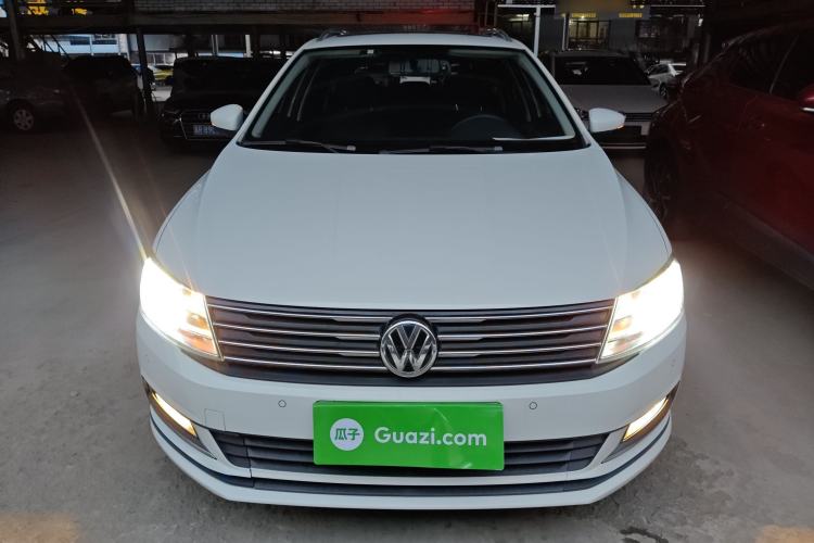 Used Volkswagen Gran Lavida 2015 230TSI DSG Comfort Edition Exterior 1