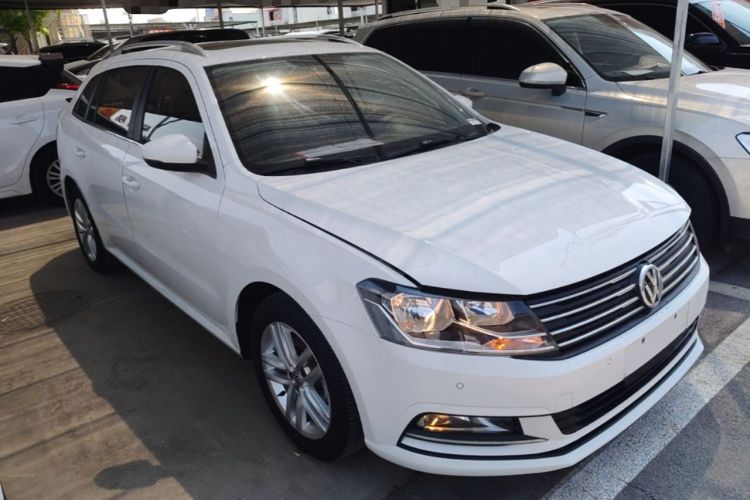 Used Volkswagen Gran Lavida 2015 1.6L Automatic Comfort Edition Exterior 1