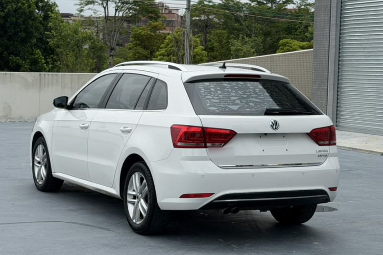Used Volkswagen Gran Lavida 2015 230TSI DSG Comfort Edition Exterior 1