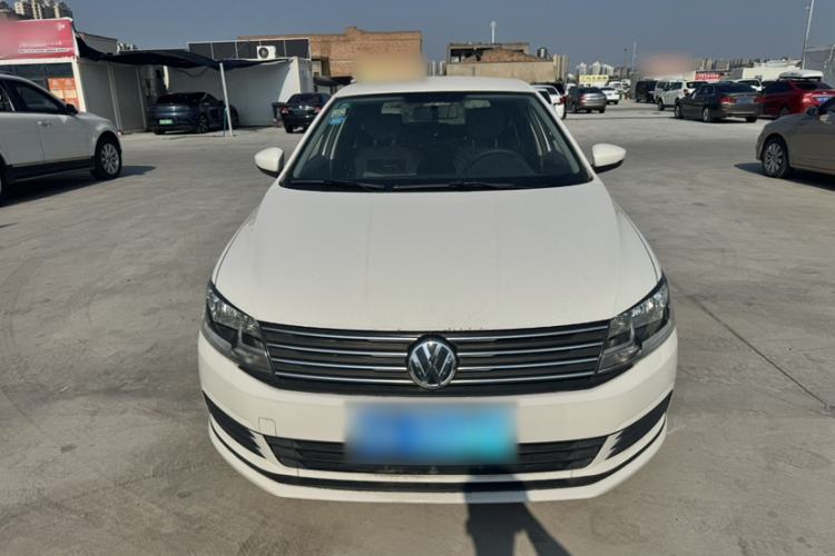 Used Volkswagen Gran Lavida 2015 1.6L Automatic Fashion Edition Exterior 2