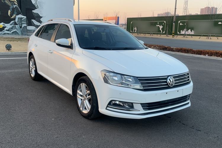 Used Volkswagen Gran Lavida 2015 230TSI DSG Comfort Edition Exterior 2