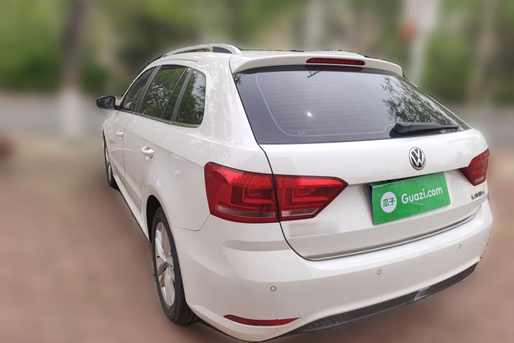 Used Volkswagen Gran Lavida 2015 1.6L Automatic Comfort Edition Exterior 3