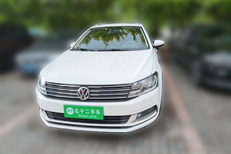 Used Volkswagen Gran Lavida 2015 1.6L Automatic Comfort Edition Front