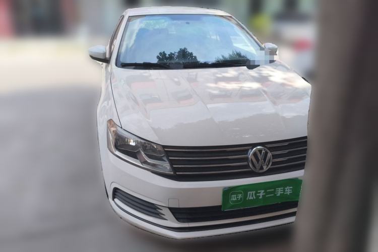 Used Volkswagen Gran Lavida 2015 1.6L Automatic Fashion Edition Front
