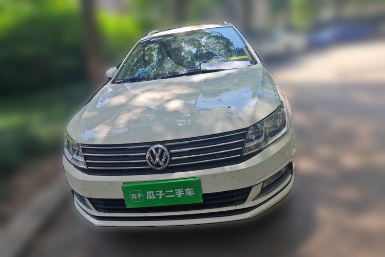 Used Volkswagen Gran Lavida 2015 1.6L Automatic Comfort Edition Front