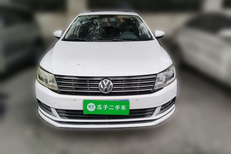 Used Volkswagen Gran Lavida 2015 1.6L Automatic Comfort Edition Front