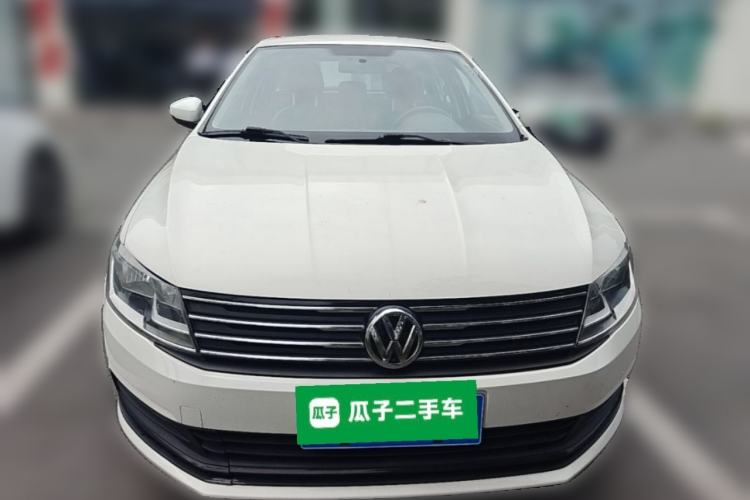 Used Volkswagen Gran Lavida 2015 1.6L Automatic Fashion Edition Front