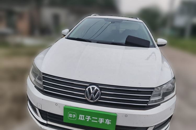 Used Volkswagen Gran Lavida 2015 1.6L Automatic Comfort Edition Front